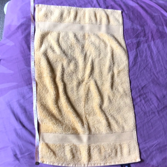 2 hand towels +3 bath towel! Only for $12 - Picture 7 of 7
